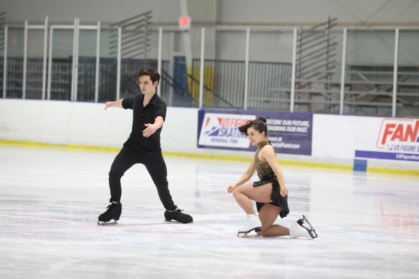 Riona Harris & Tyler Vollmer