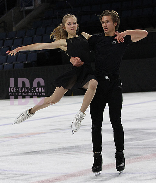 Leah Neset & Artem Markelov