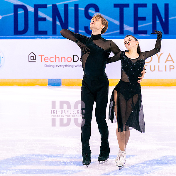 Viktoriia Azroian & Artur Gruzdev (ARM)