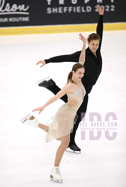 Christina Carreira & Anthony Ponomarenko (USA)