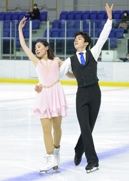 Shiori Iwanaga & Eisuke Kumano