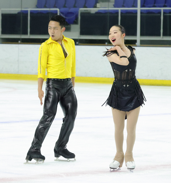 Akari Kinoshita & Takahiko Tamura