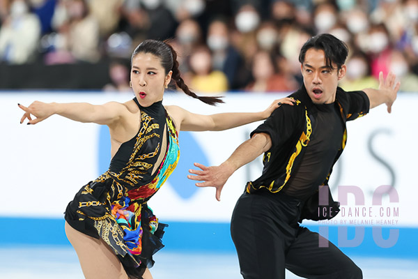 Kana Muramoto & Daisuke Takahashi (JPN)