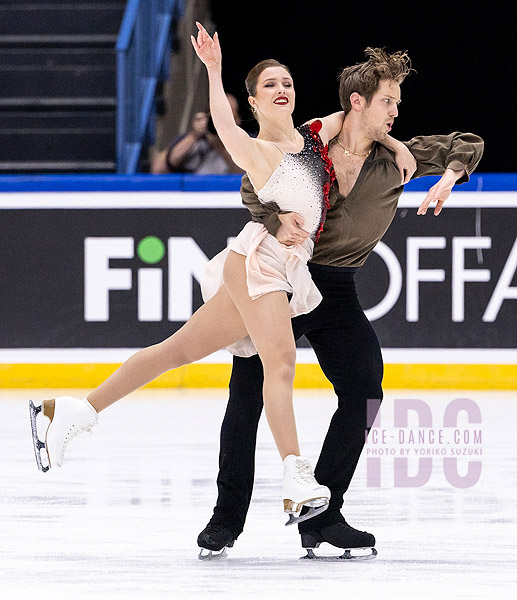 Christina Carreira & Anthony Ponomarenko (USA)