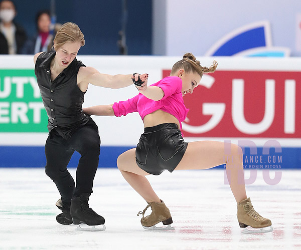 Mariia Pinchuk & Mykyta Pogorielov (UKR)