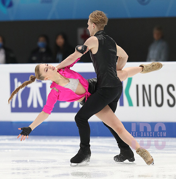 Mariia Pinchuk & Mykyta Pogorielov (UKR)