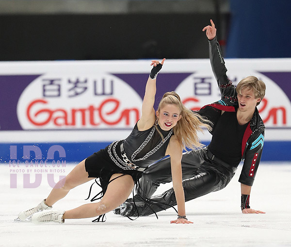 Leah Neset & Artem Markelov (USA)