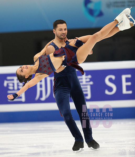 Lilah Fear & Lewis Gibson (GBR)