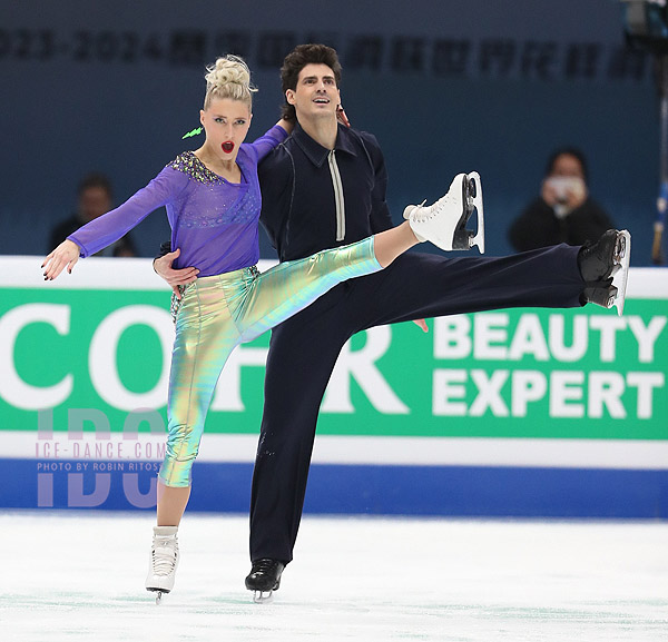 Piper Gilles & Paul Poirier (CAN)