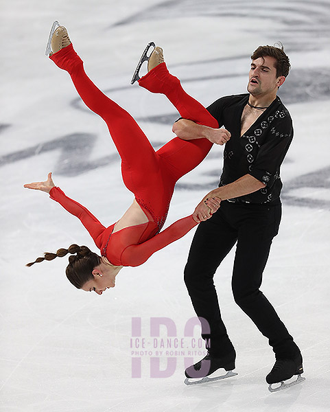 Marie-Jade Lauriault & Romain Le Gac (CAN)