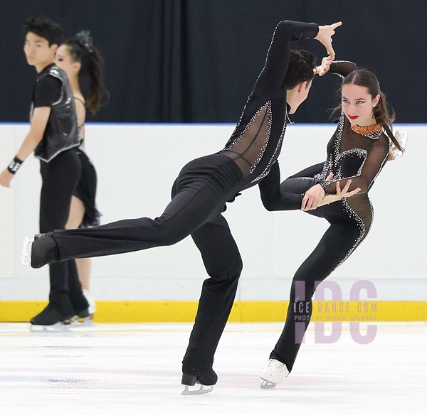 Victoria Carandiuc & Andrei Carandiuc (CAN)