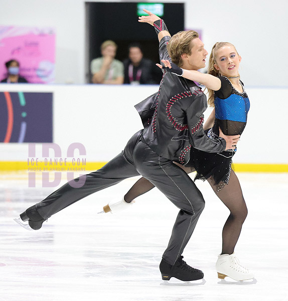 Leah Neset & Artem Markelov (USA)