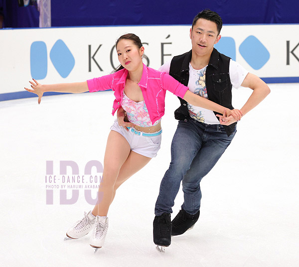 Akari Kinoshita & Takahiko Tamura