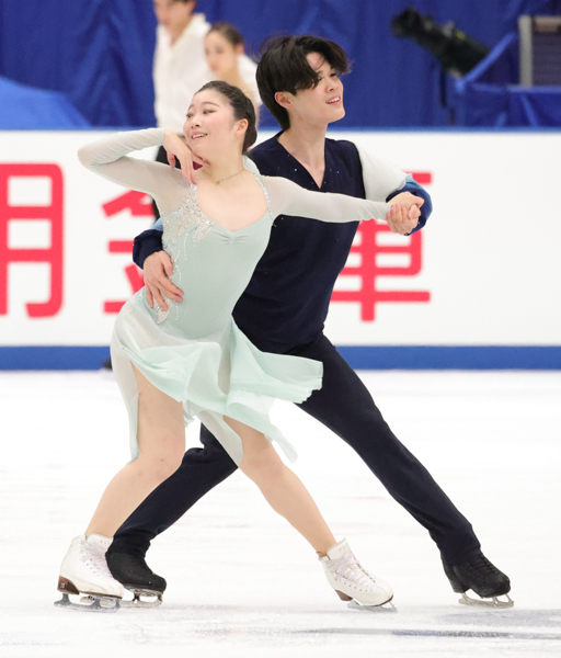 Azusa Tanaka & Shingo Nishiyama