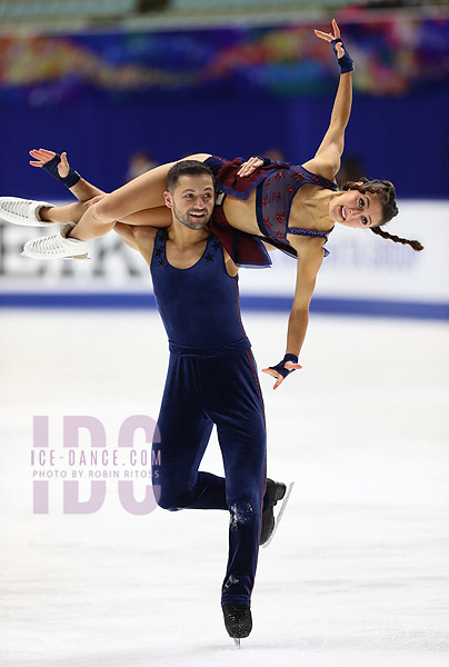 Lilah Fear & Lewis Gibson (GBR)