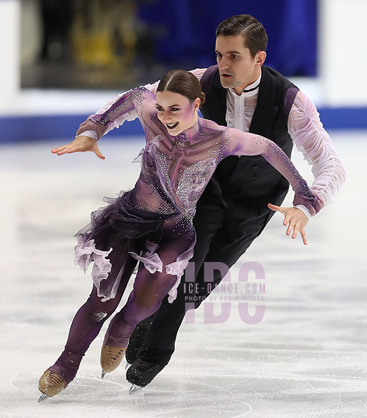 Marie-Jade Lauriault & Romain Le Gac (CAN)