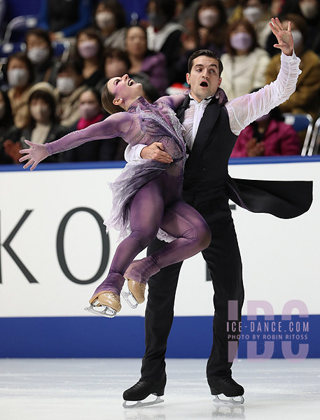 Marie-Jade Lauriault & Romain Le Gac (CAN)