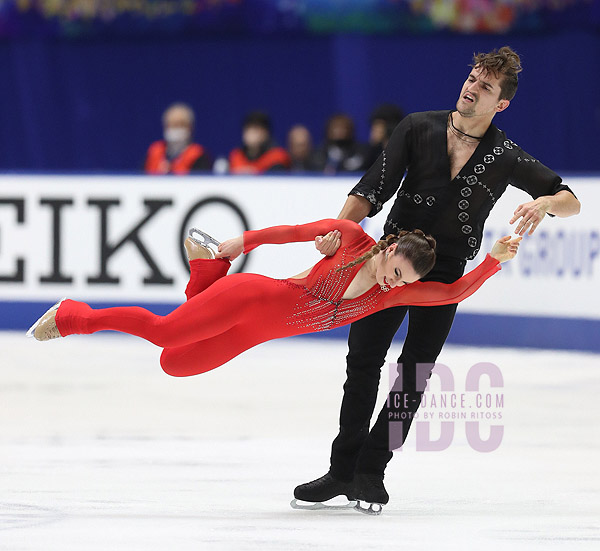 Marie-Jade Lauriault & Romain Le Gac (CAN)