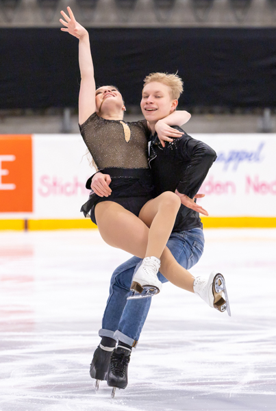 Enna Kesti & Oskari Liedenpohja (FIN)