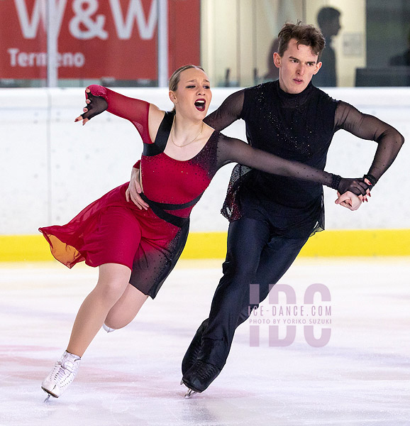 Eliska Zakova & Filip Mencl (CZE)
