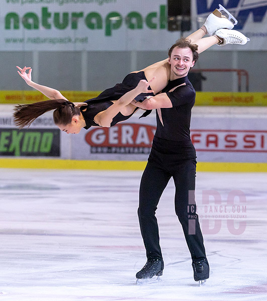 Gaukhar Nauryzova & Boyisangur Datiev (KAZ)