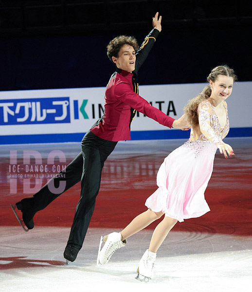 Darya Grimm & Mikhail Savitskiy (GER)