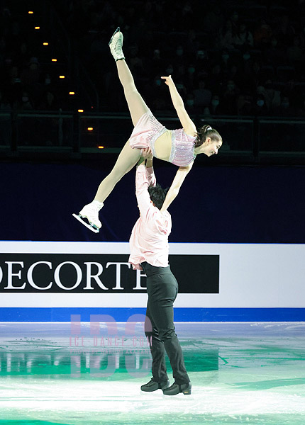 Olivia Flores & Luke Wang (USA)