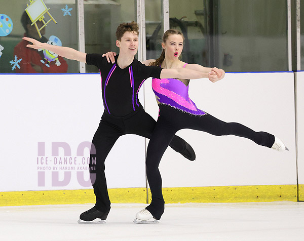 Alisa Korneva & Kieran MacDonald (CAN)