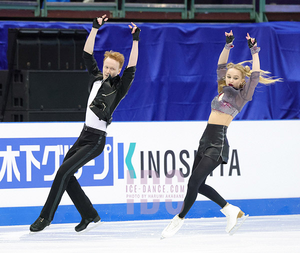 Kristina Dobroserdova & Alessandro Pellegrini (ARM)