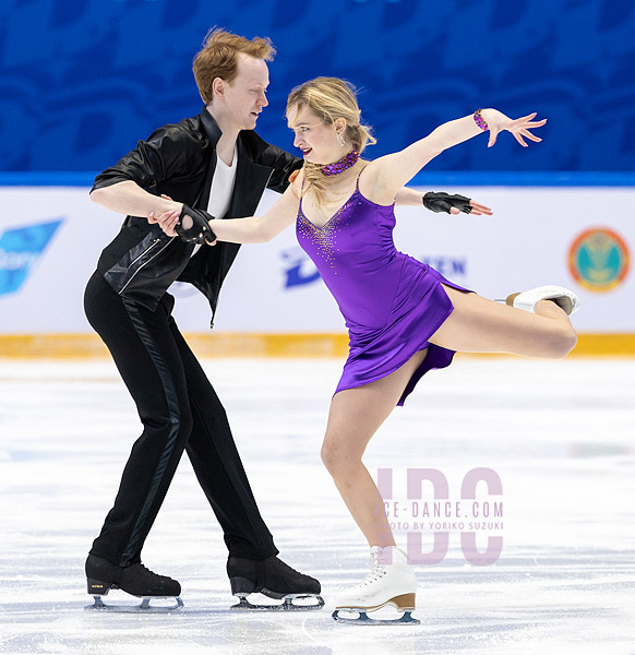 Kristina Dobroserdova & Alessandro Pellegrini (ARM)