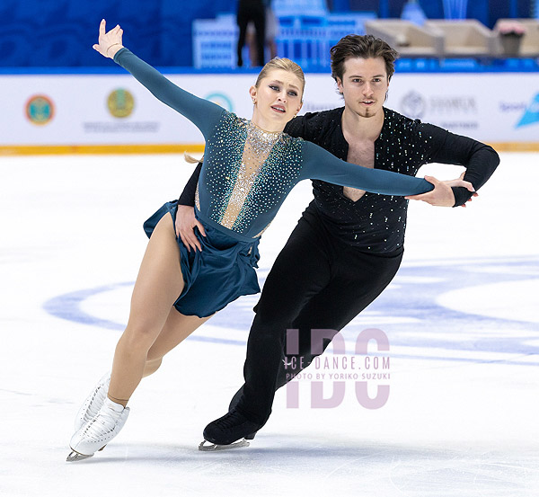 Alicia Fabbri & Paul Ayer (CAN)