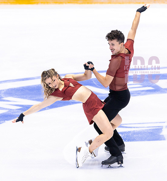 Marie Dupayage & Thomas Nabais (FRA)