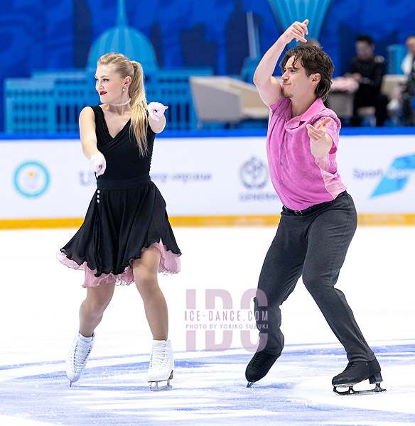 Alicia Fabbri & Paul Ayer (CAN)