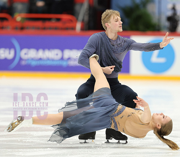 Mariia Pinchuk & Mykyta Pogorielov (UKR)