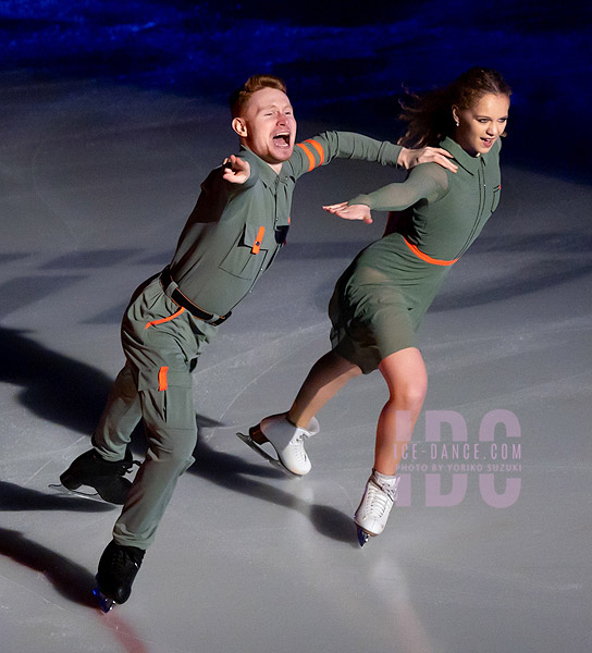 Anna Simova & Kirill Aksenov (SVK)