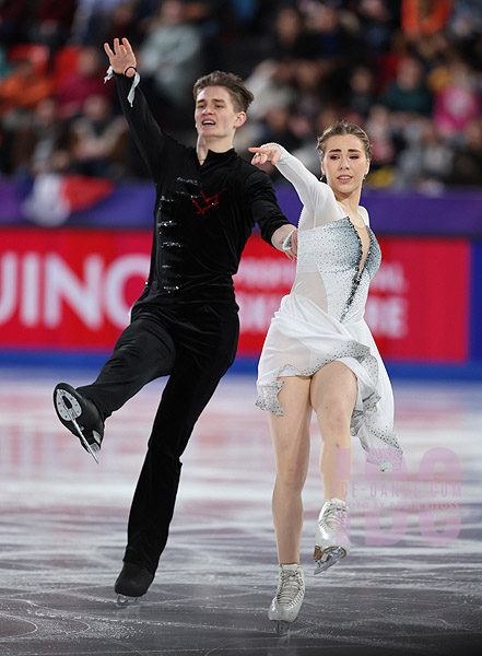 Iryna Pidgaina & Artem Koval (UKR)