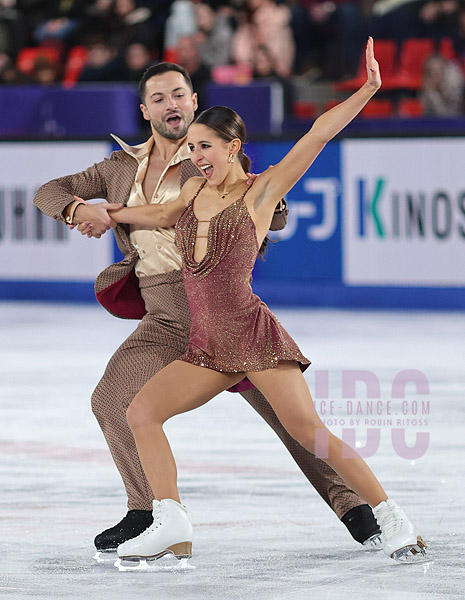 Lilah Fear & Lewis Gibson (GBR)