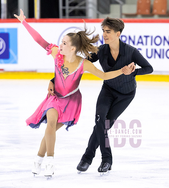 Arina Beljajeva & Frederick Merilo  (EST)