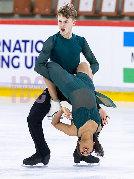 Hilda Taylor & Alexander Buchholdt  (FIN)