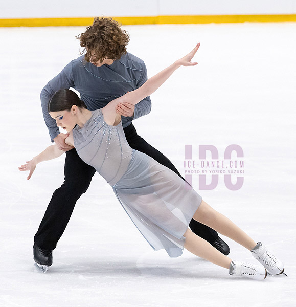 Yahli Pedersen & Benjamin Starr (USA)