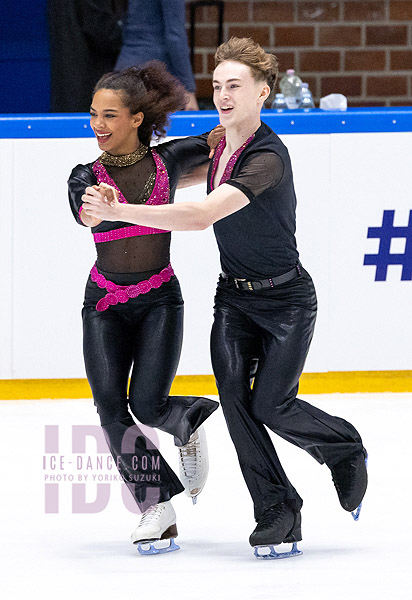 Hilda Taylor & Alexander Buchholdt (FIN)