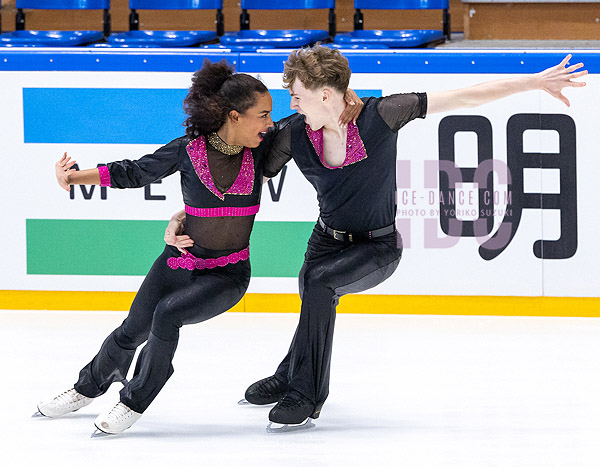 Hilda Taylor & Alexander Buchholdt (FIN)