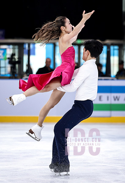 Chloe Nguyen & Brendan Giang (CAN)