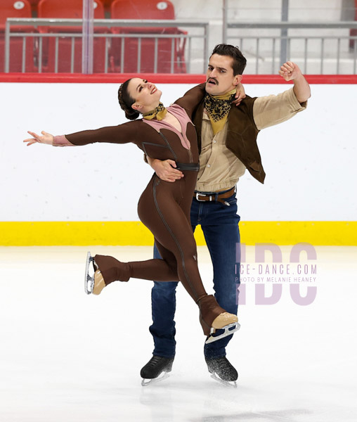 Marie-Jade Lauriault & Romain Le Gac (CAN)