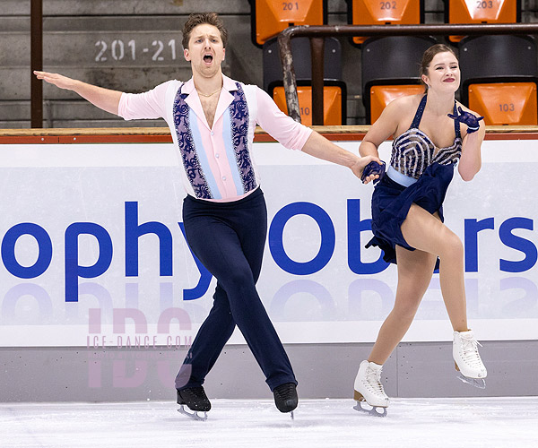 Christina Carreira & Anthony Ponomarenko (USA)