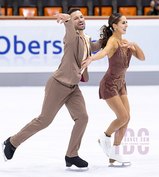 Lilah Fear & Lewis Gibson (GBR)