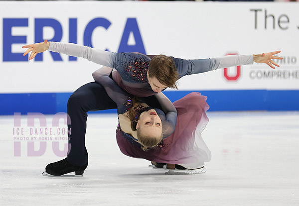 Katerina Mrazkova & Daniel Mrazek (CZE)