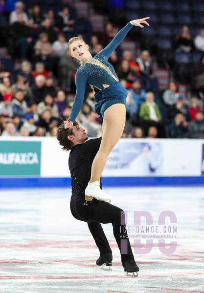 Alicia Fabbri & Paul Ayer (CAN)