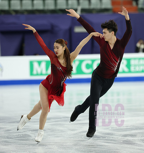 Junfei Ren & Jianing Xing (CHN)