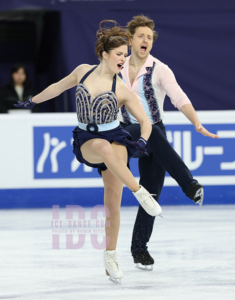 Christina Carreira & Anthony Ponomarenko (USA)